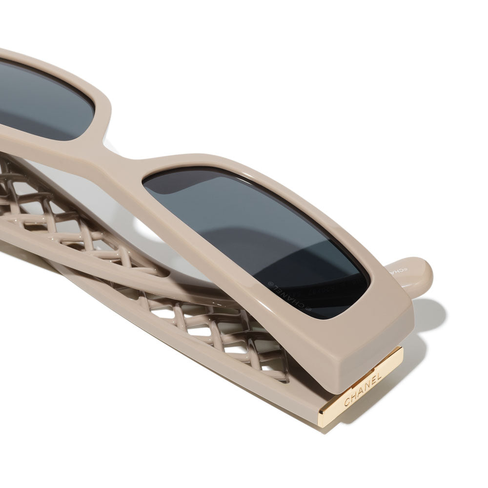 CHANEL 5566 Cat-Eye